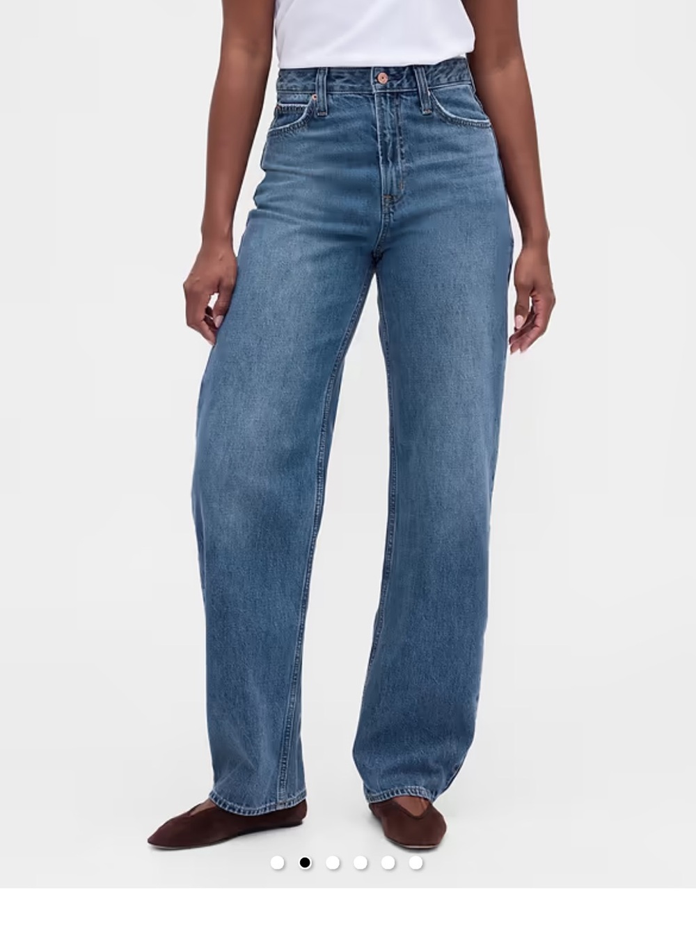 GAP Barrel High-Rise Jeans in Medium Blue Wash size 32